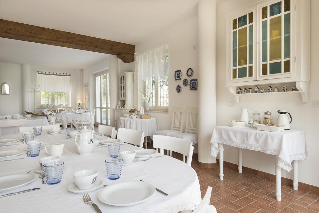 Agriturismo Albarossa Ніцца-Монферрато Екстер'єр фото